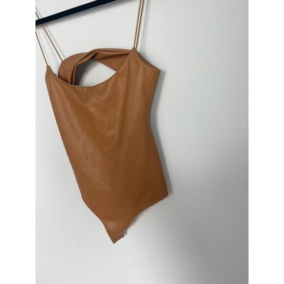Alix NYC Faux Leather Bodysuit Women XS Cutout Spaghetti Strap Tan - Picture 7 of 7